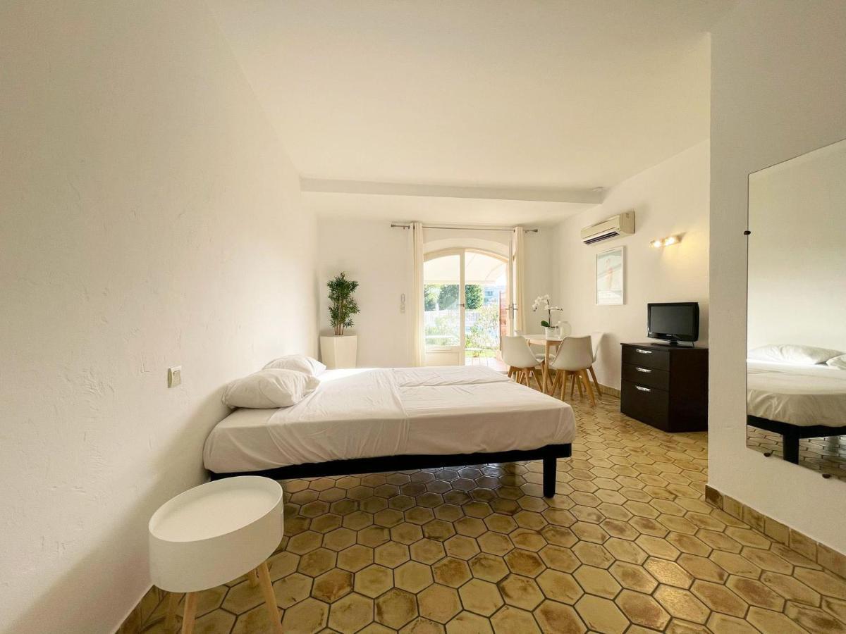 Studio 2 - Les Suites De Robinson - Residence Avec Piscine En Bord De Siagne, A Mandelieu Extérieur photo