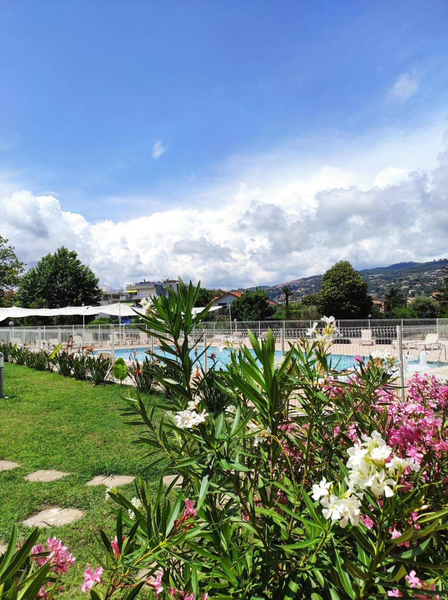 Studio 2 - Les Suites De Robinson - Residence Avec Piscine En Bord De Siagne, A Mandelieu Extérieur photo